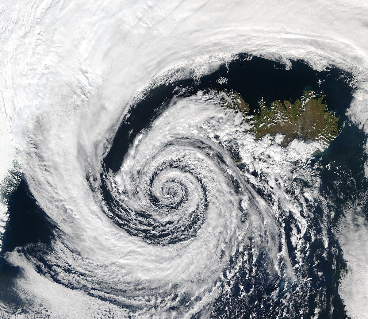 imagem do post Frentes frias avançam pelo Brasil e colocam Rio Grande do Sul em alerta para ciclone extratropical
